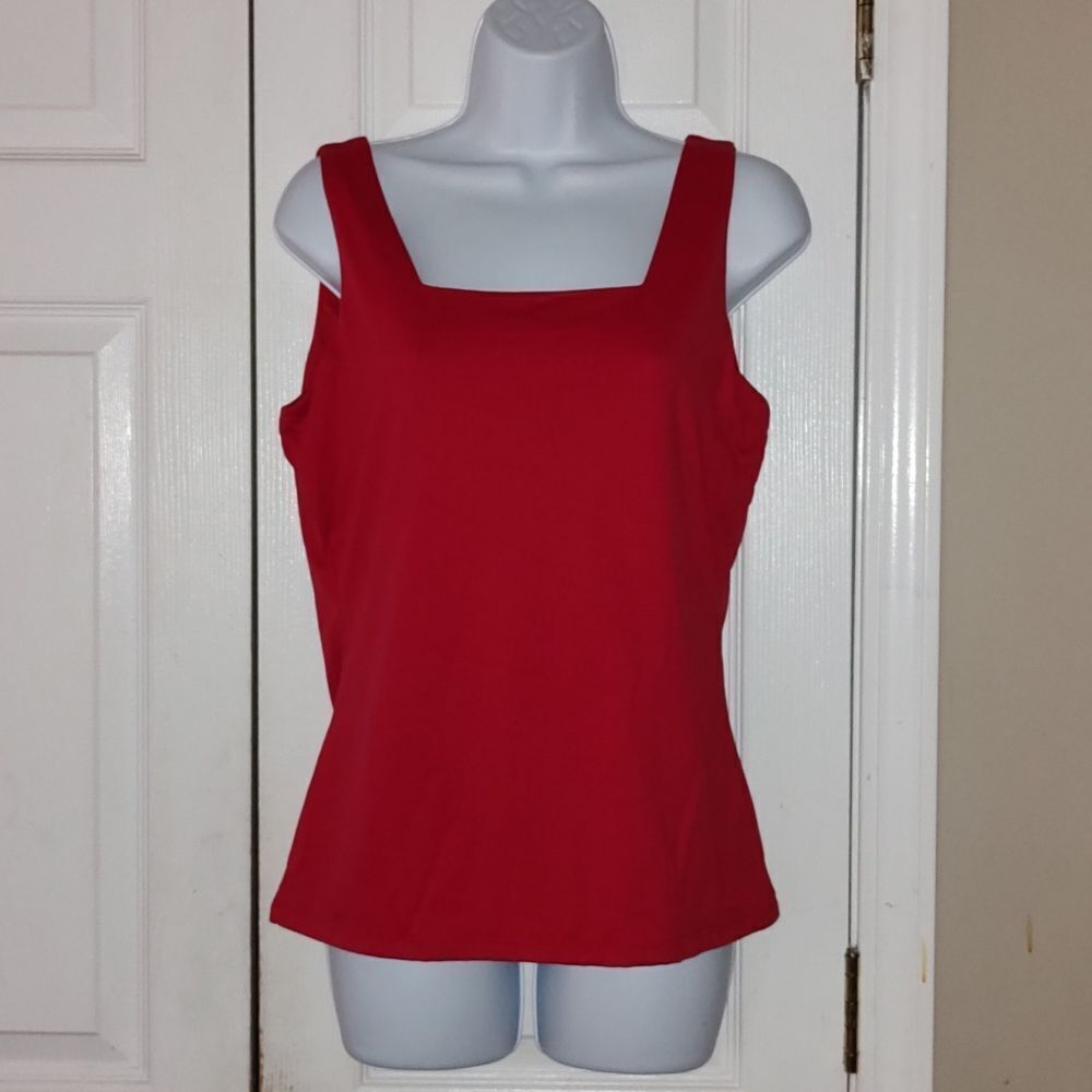 Boutique Essentials camisole tank red sleeveless top Sz M